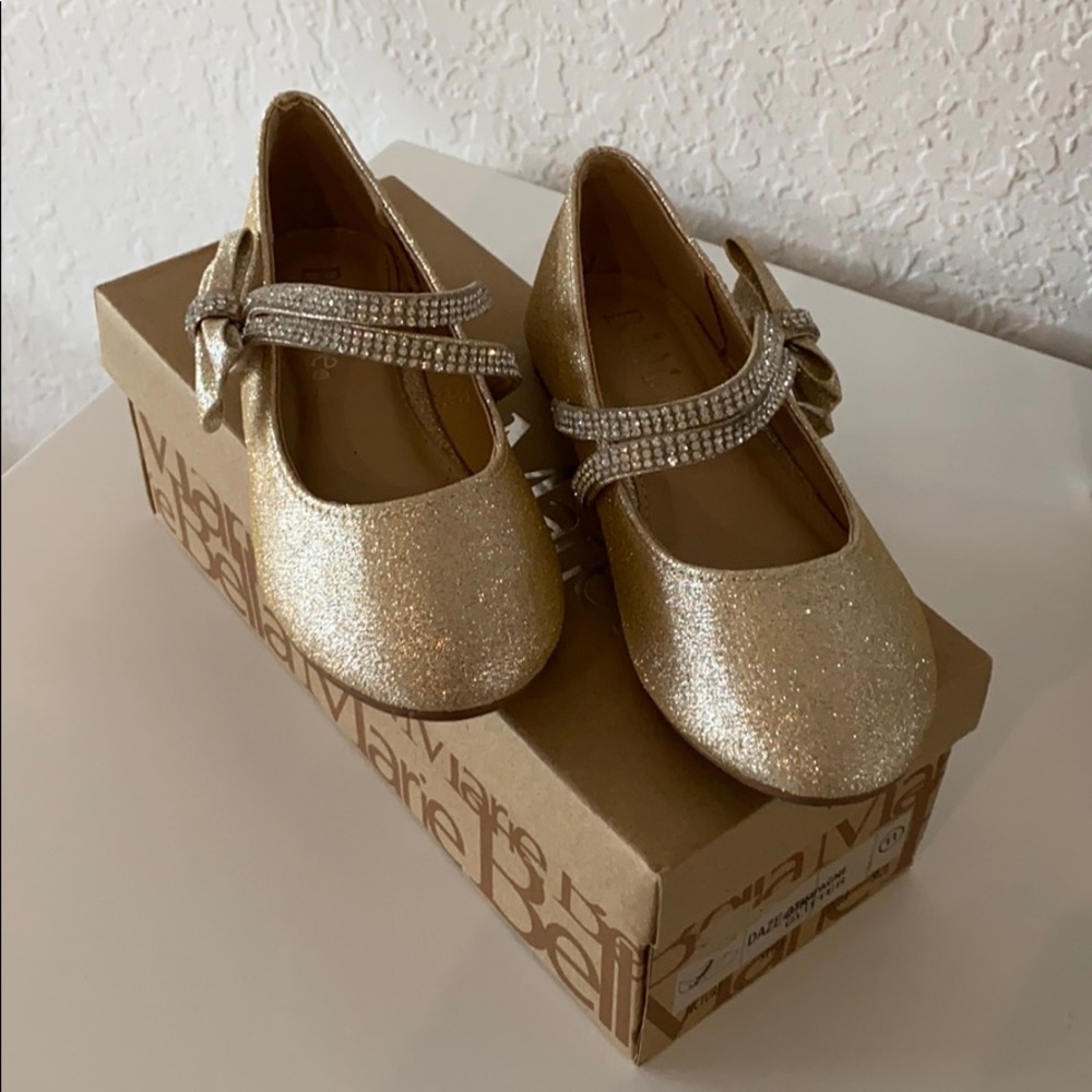 Bella Marie Dress Shoes Mary Jane 11 Glitter
